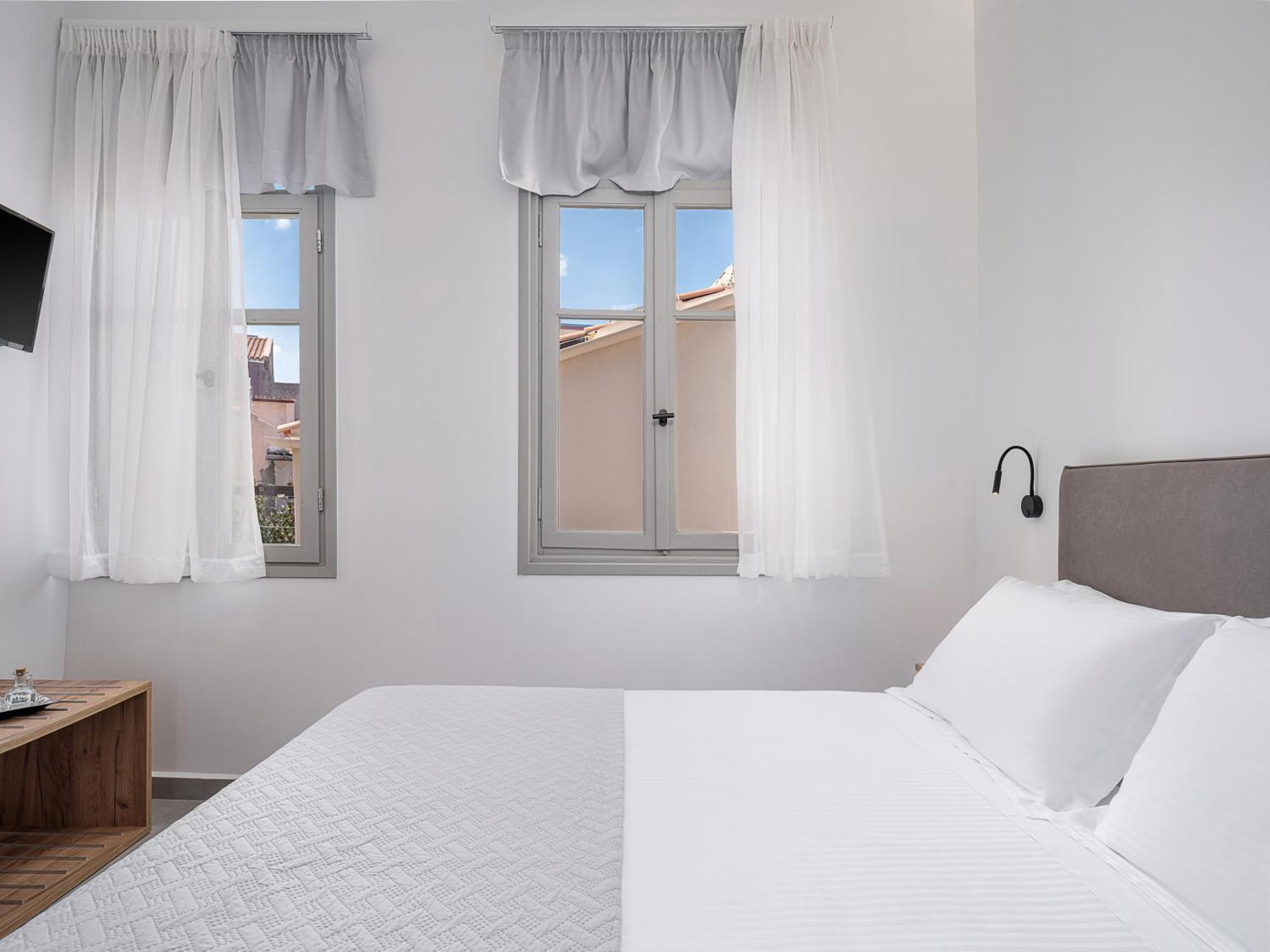 Porto Vecchio Chrissi Akti Chania Exterior foto