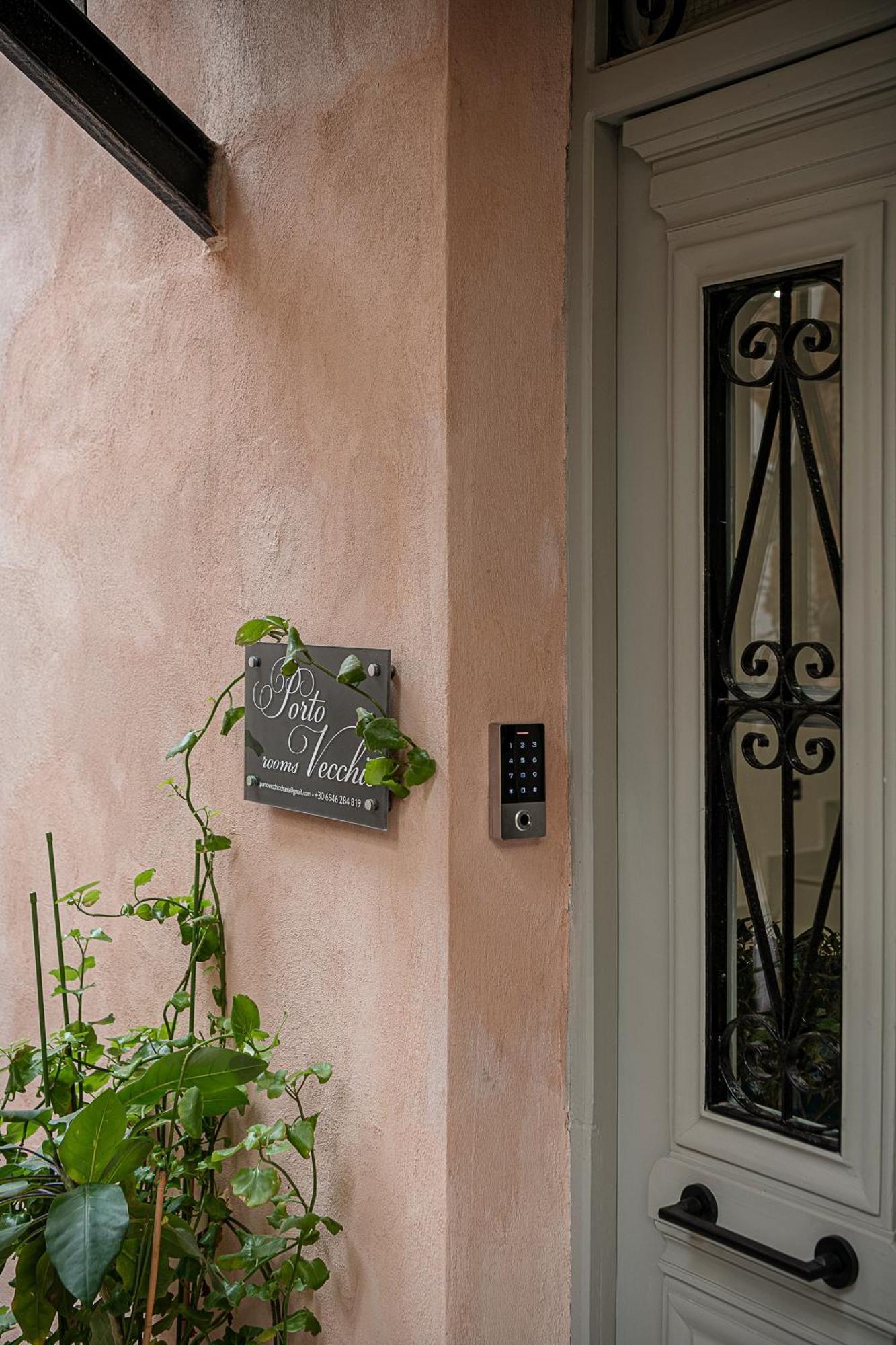 Porto Vecchio Chrissi Akti Chania Exterior foto