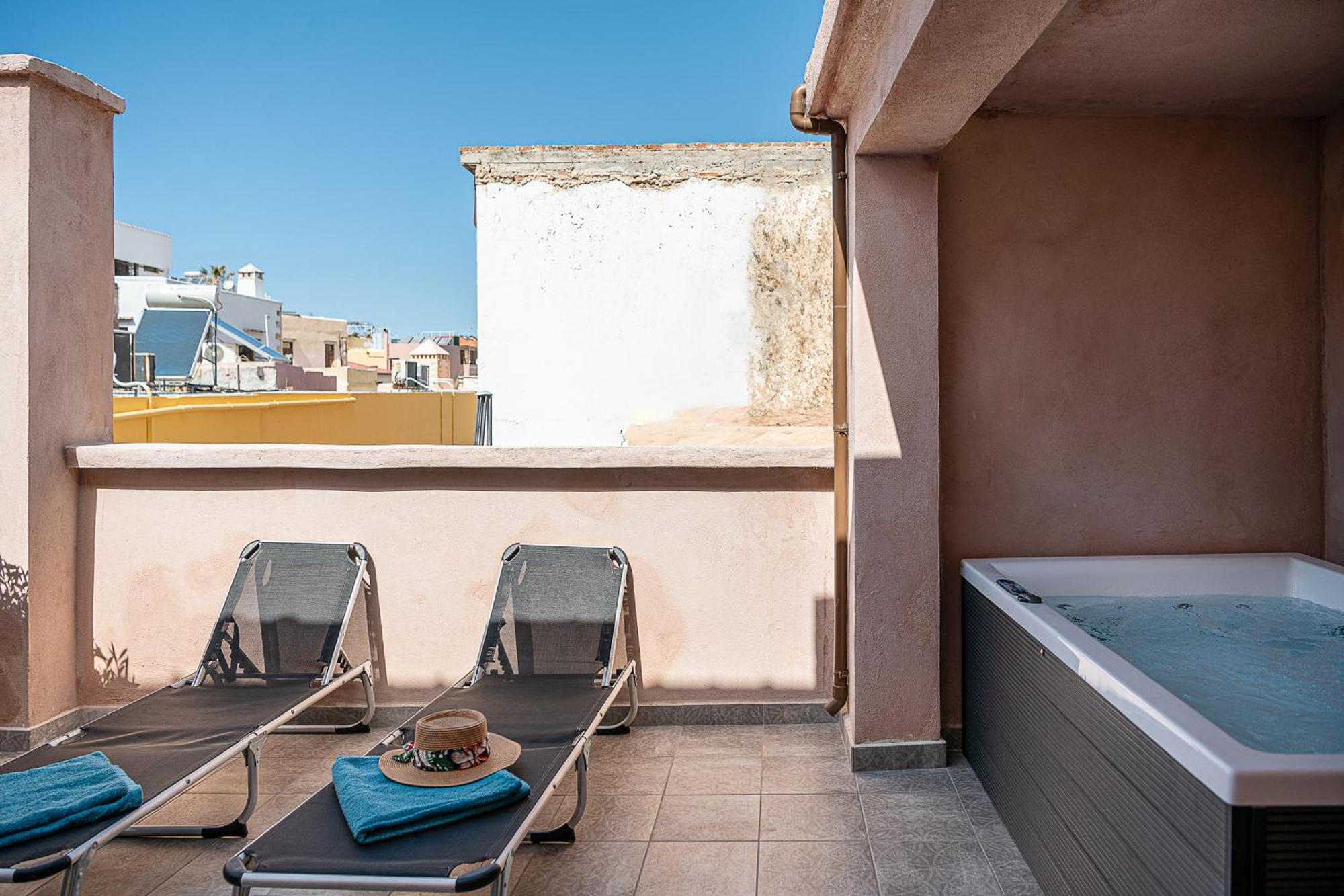 Porto Vecchio Chrissi Akti Chania Exterior foto